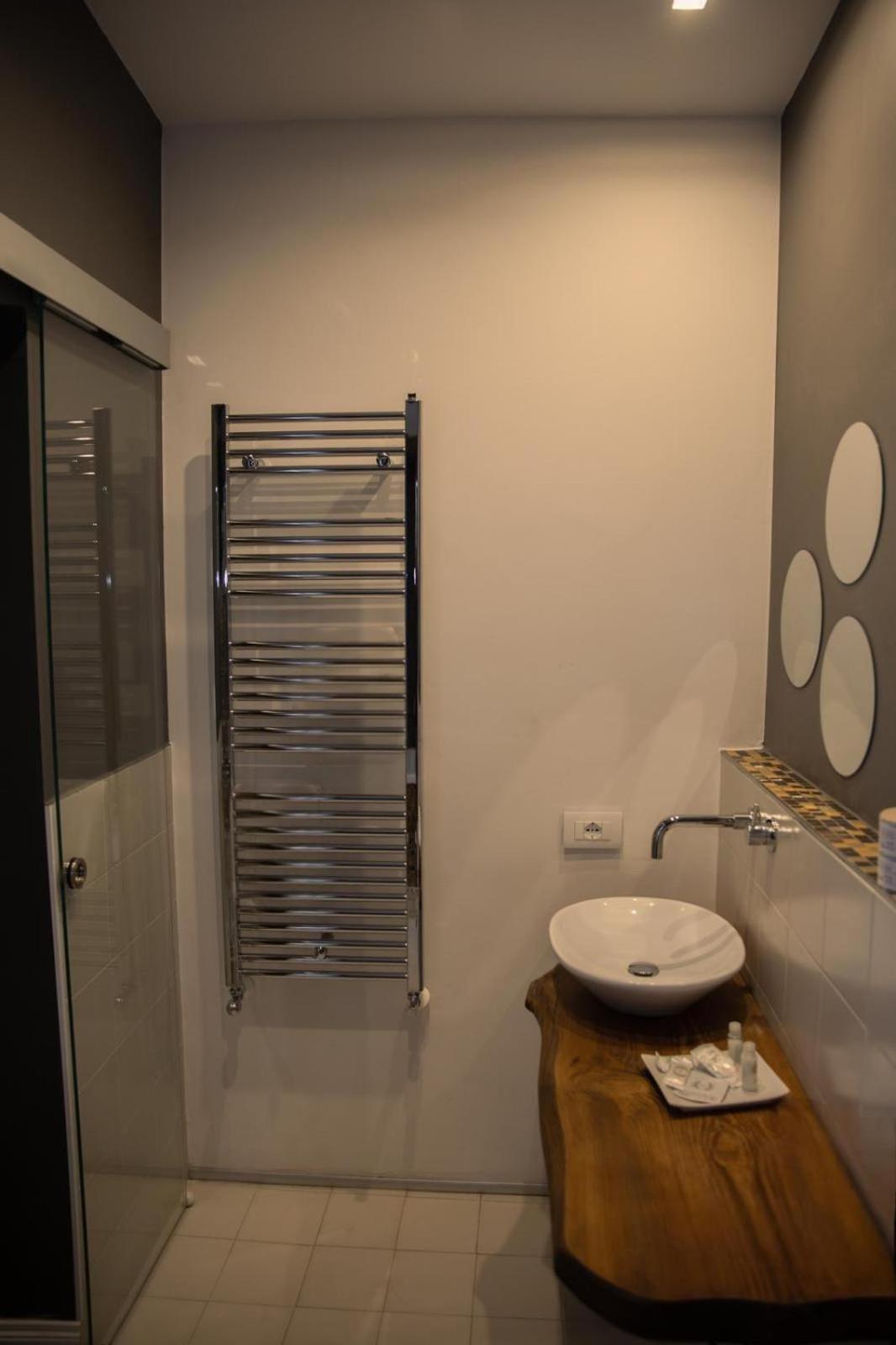 Vicolo Delle Belle Suite Terracina Exteriör bild