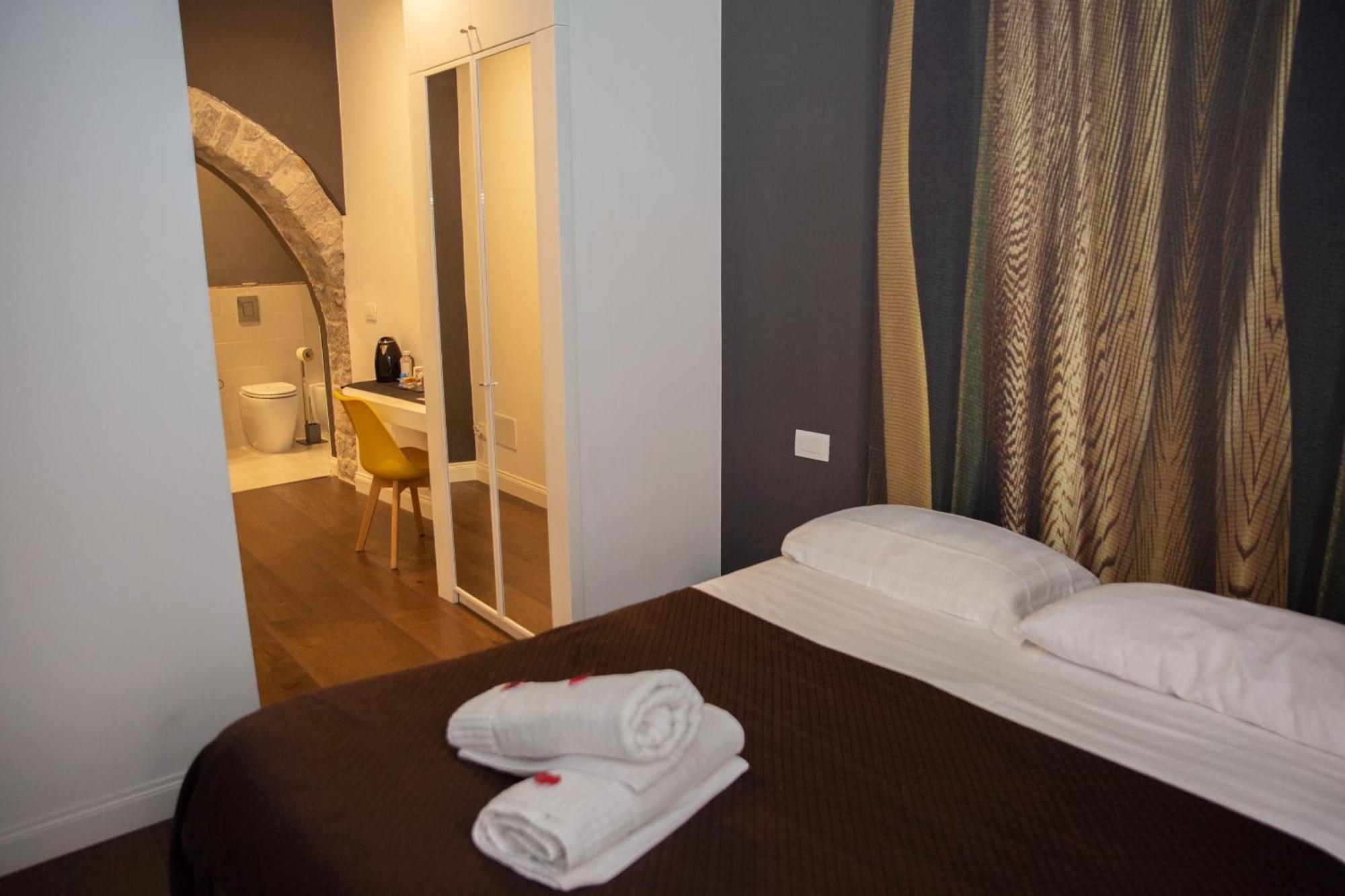 Vicolo Delle Belle Suite Terracina Exteriör bild